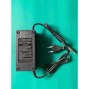 Sạc adapter 12,6v 3A có đèn báo , đầy tự ngắt, chuyên sạc pin li-on 12v (12,6v)